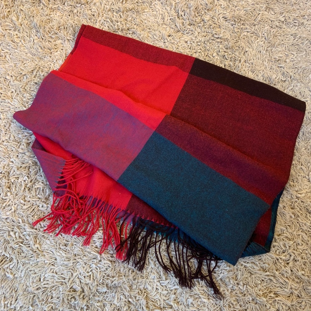 SCARF Long on Softness & Colors-RED & Multi